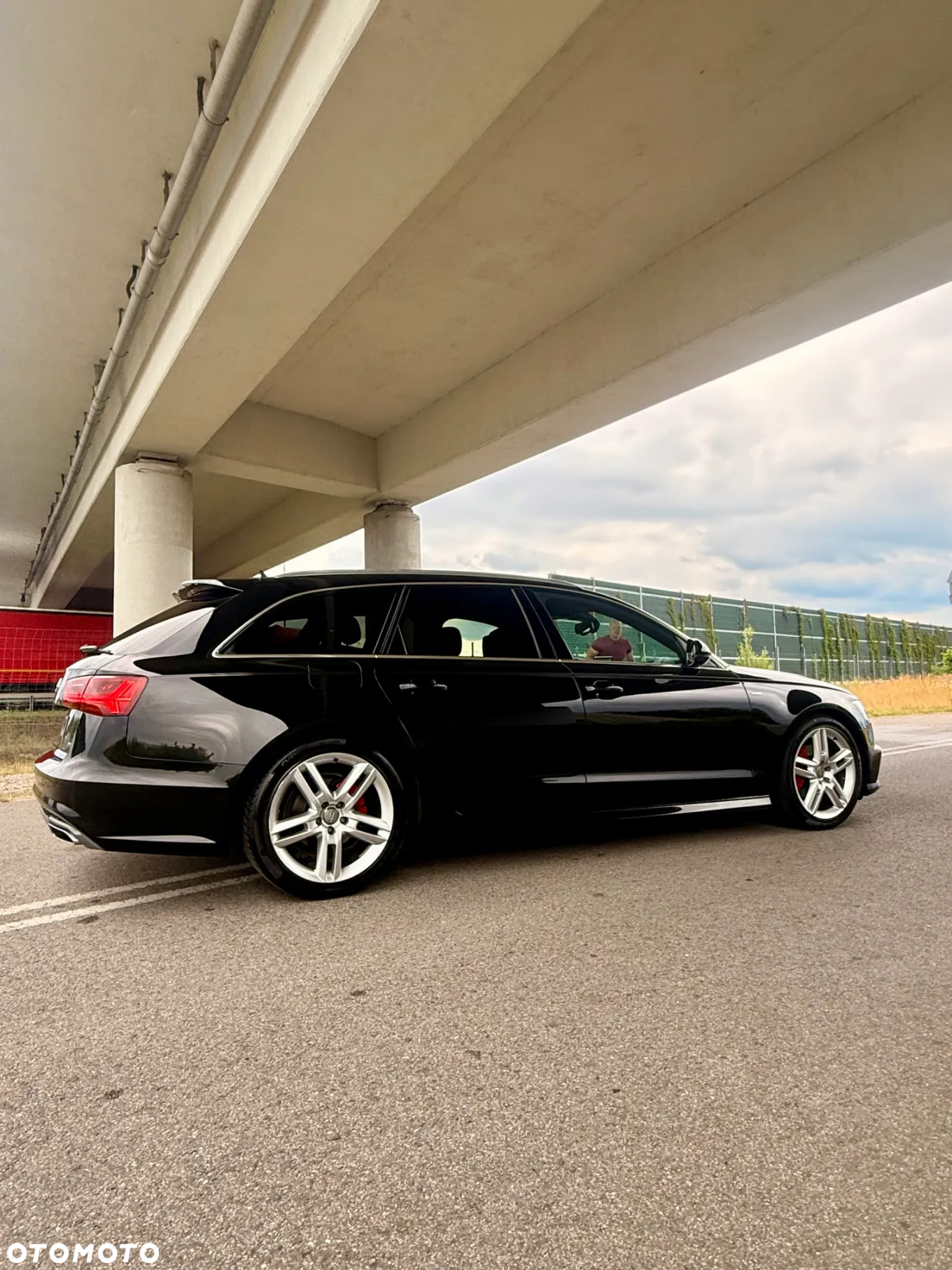Audi A6 Avant 2.0 TDI quattro S tronic - 13