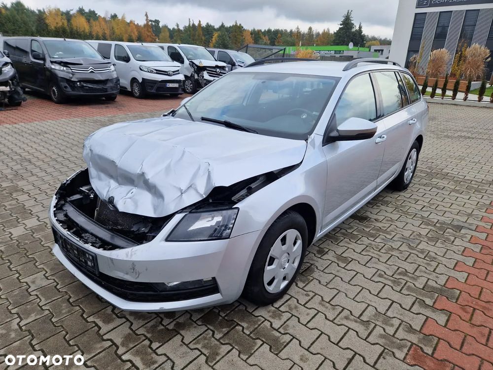 Skoda Octavia 1.6 TDI Active - 6