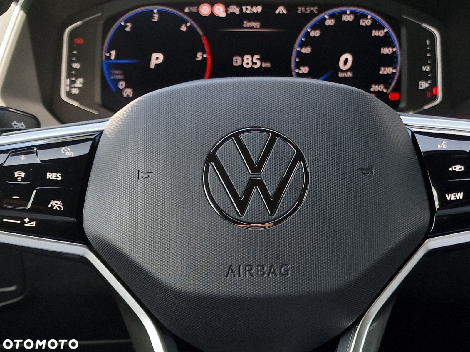 Volkswagen Tiguan 2.0 TDI SCR 4Mot R-Line DSG - 33