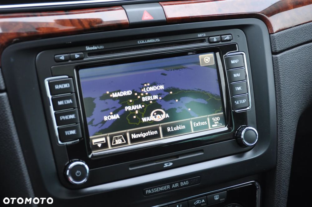 Skoda Superb 2.0 TDI DSG Exclusive - 34