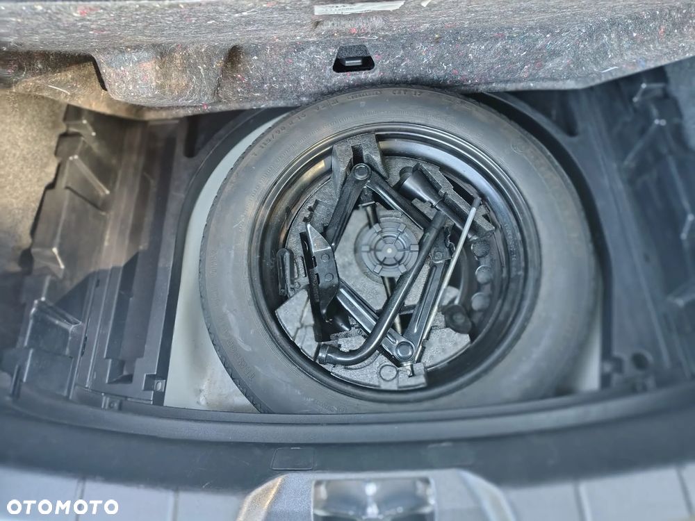 Volvo V40 T3 Geartronic Inscription - 11