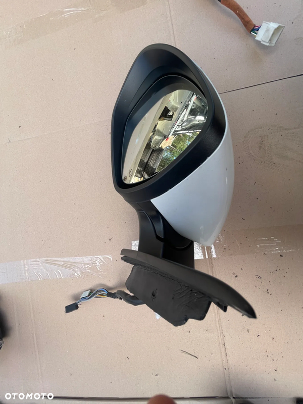 LUSTERKO LEWE ALFA ROMEO STELVIO 10+6 16PIN