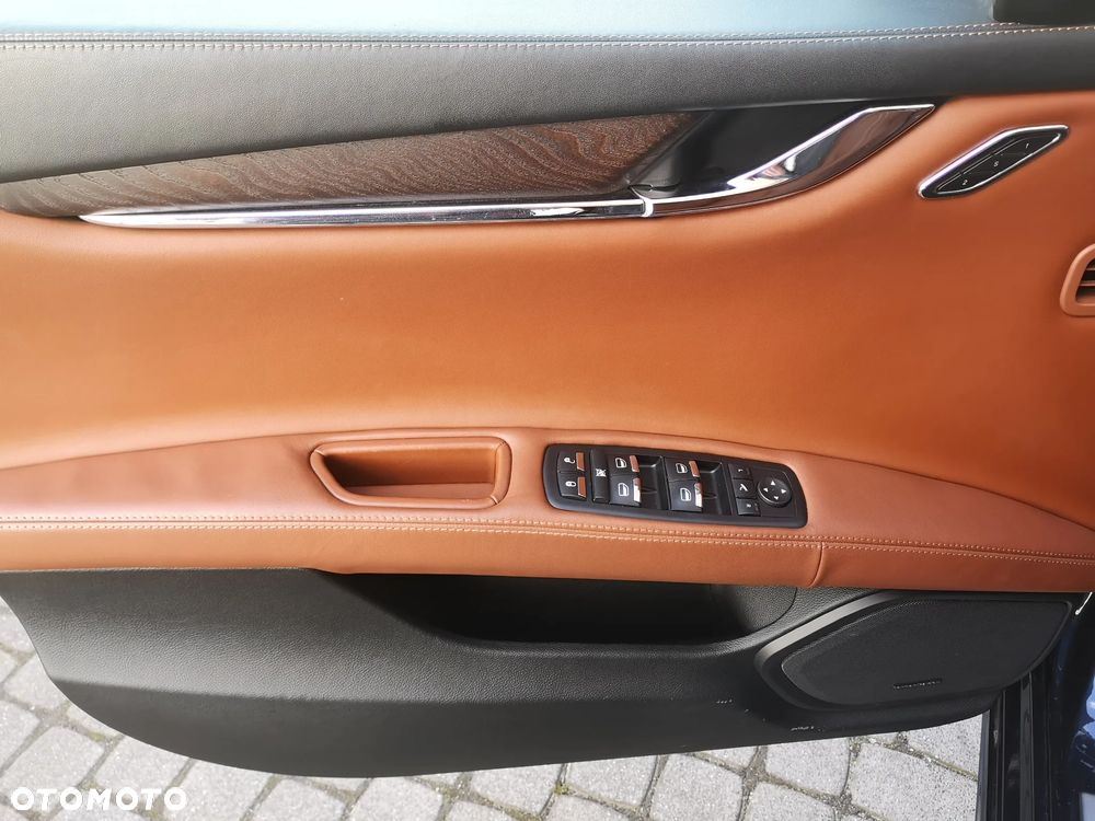 Maserati Quattroporte Q4 GranSport - 23