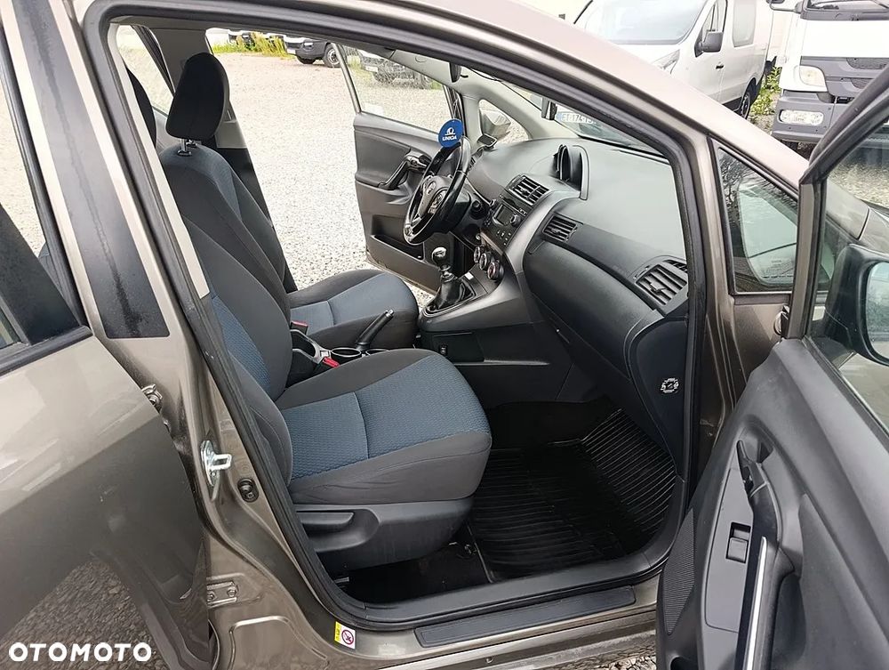 Toyota Verso 1.6 Sprint EU6 - 15