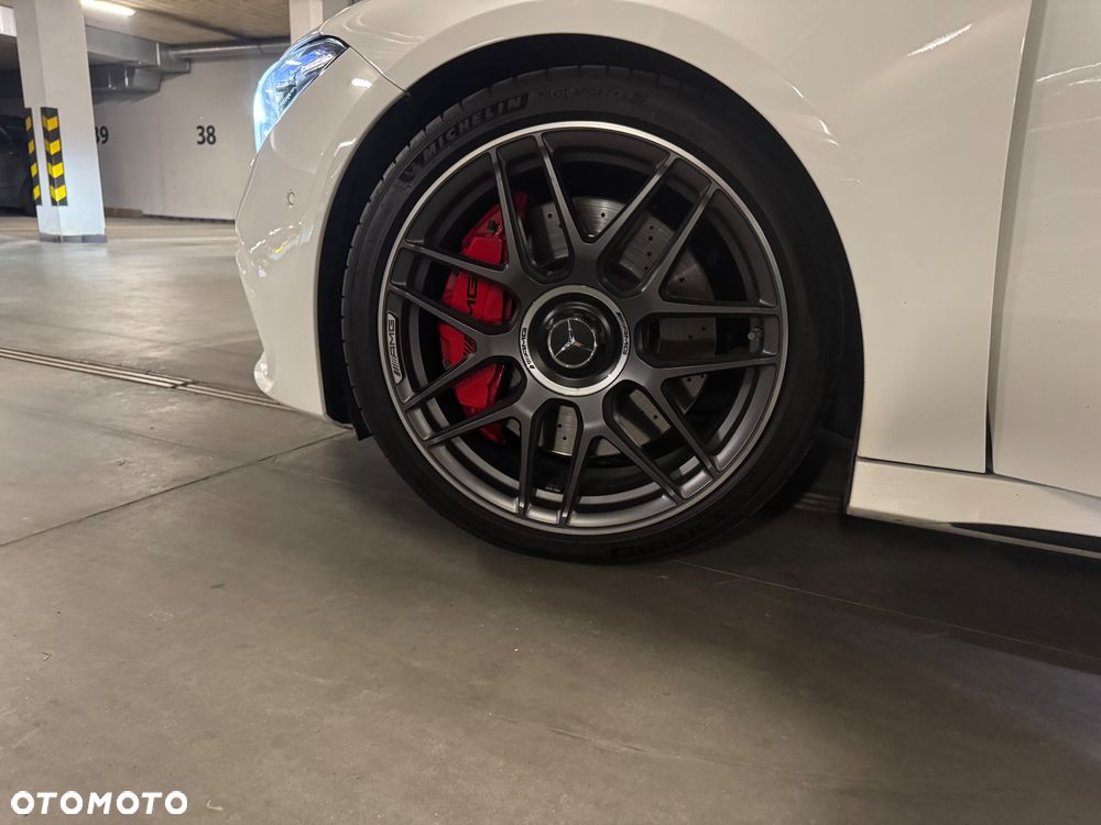 Mercedes-Benz CLA - 13