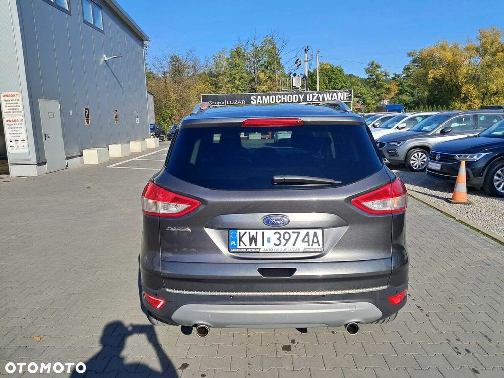 Ford Kuga - 10