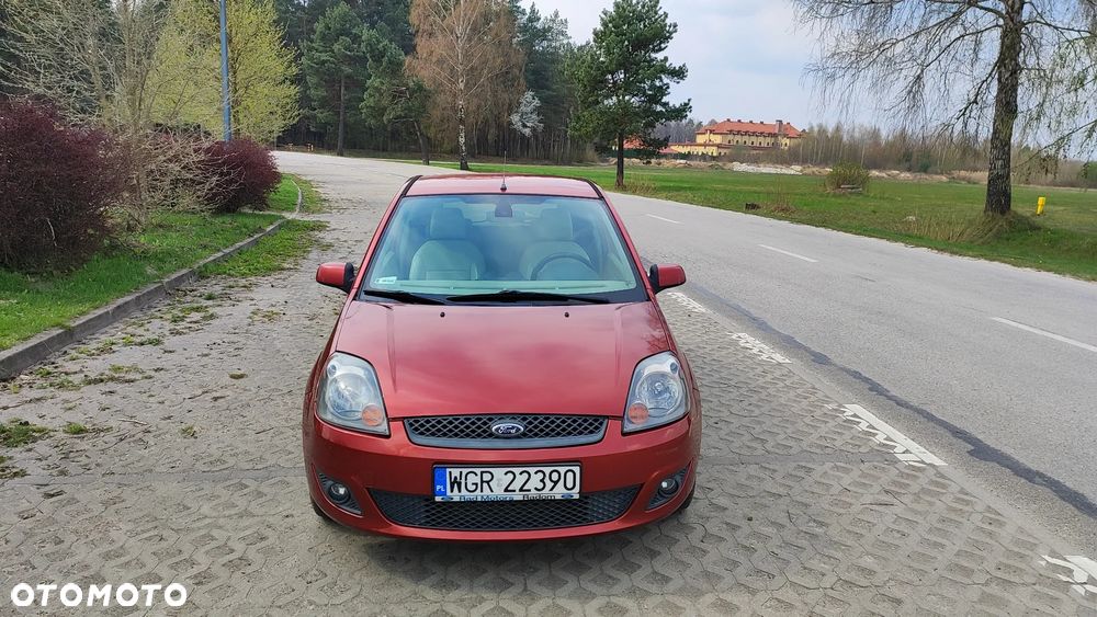 Ford Fiesta 1.6 TDCi Ghia - 20