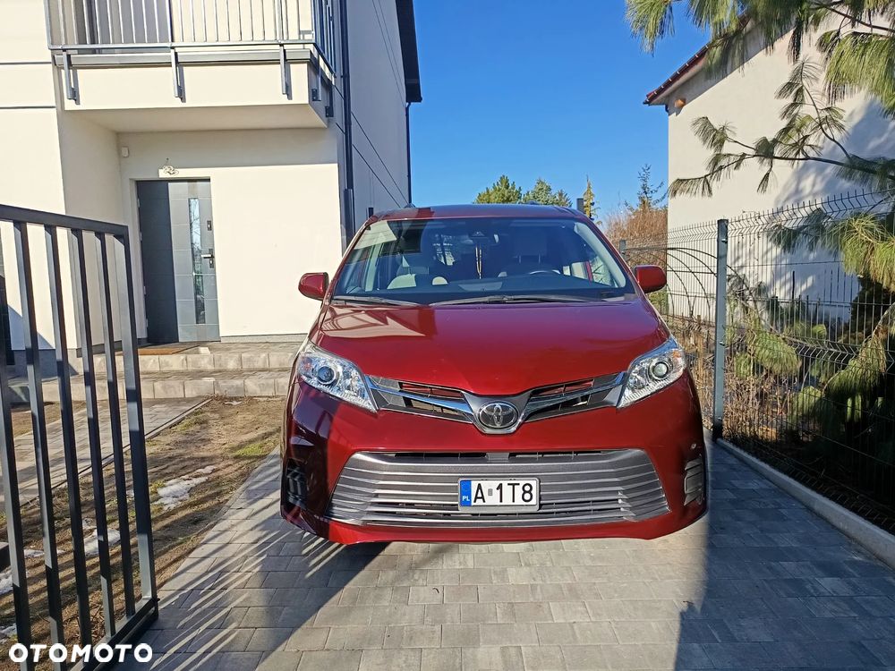 Toyota Sienna 3.5 V6 LE AWD - 2