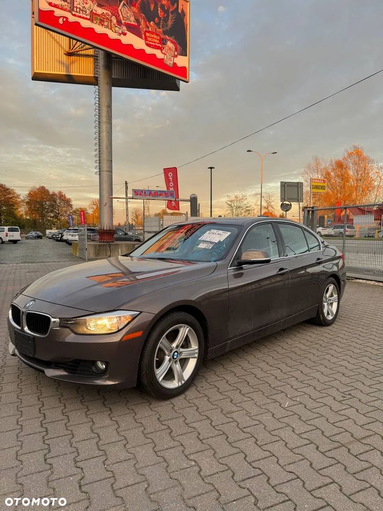BMW Seria 3 328i Sport-Aut - 2