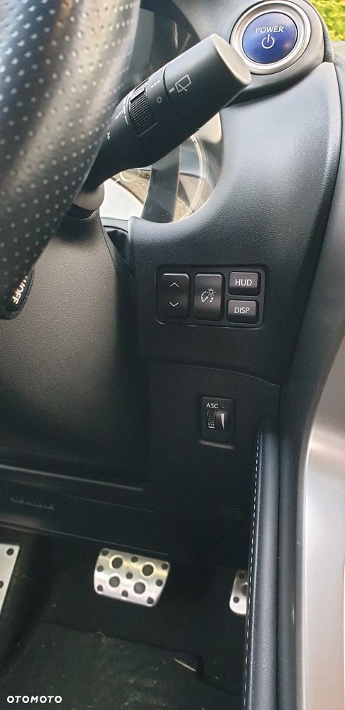 Lexus NX 300h F Sport AWD - 37