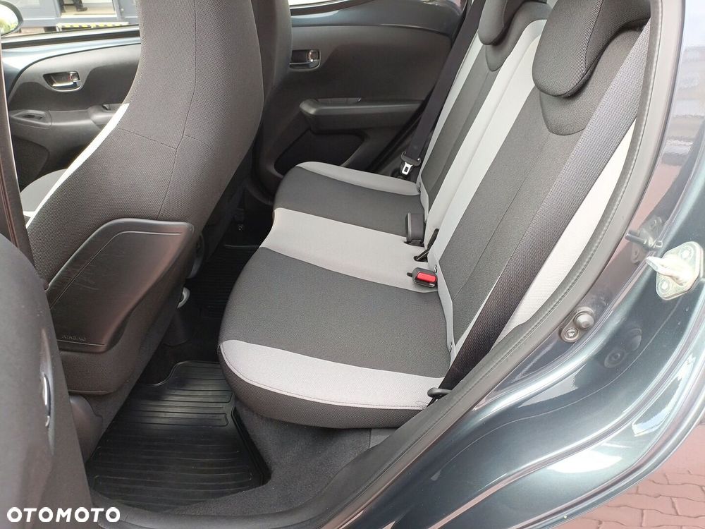 Toyota Aygo - 12