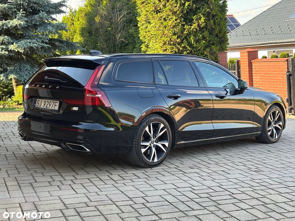 Volvo V60 T8 AWD Recharge Geartronic RDesign - 9