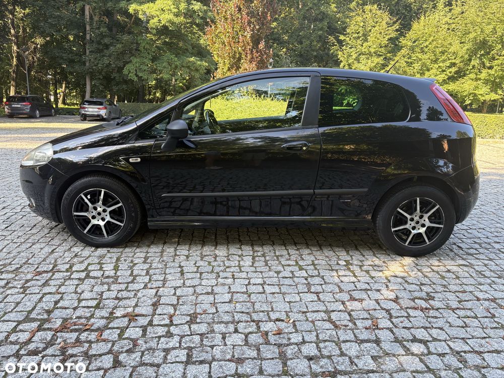 Fiat Grande Punto - 5