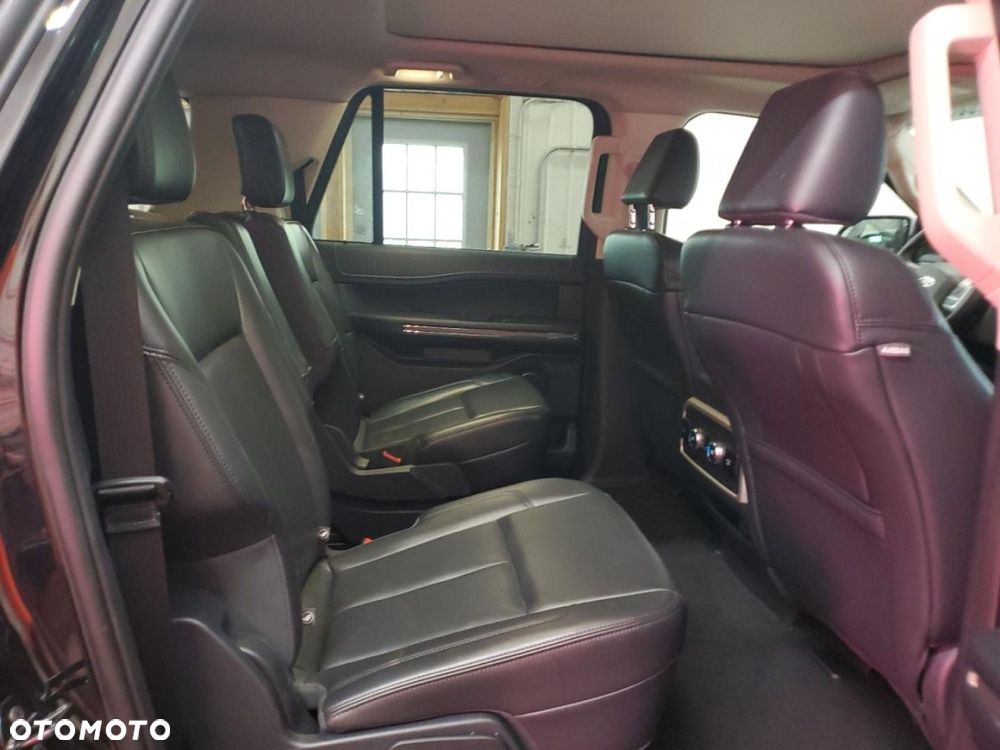 Ford Expedition - 12