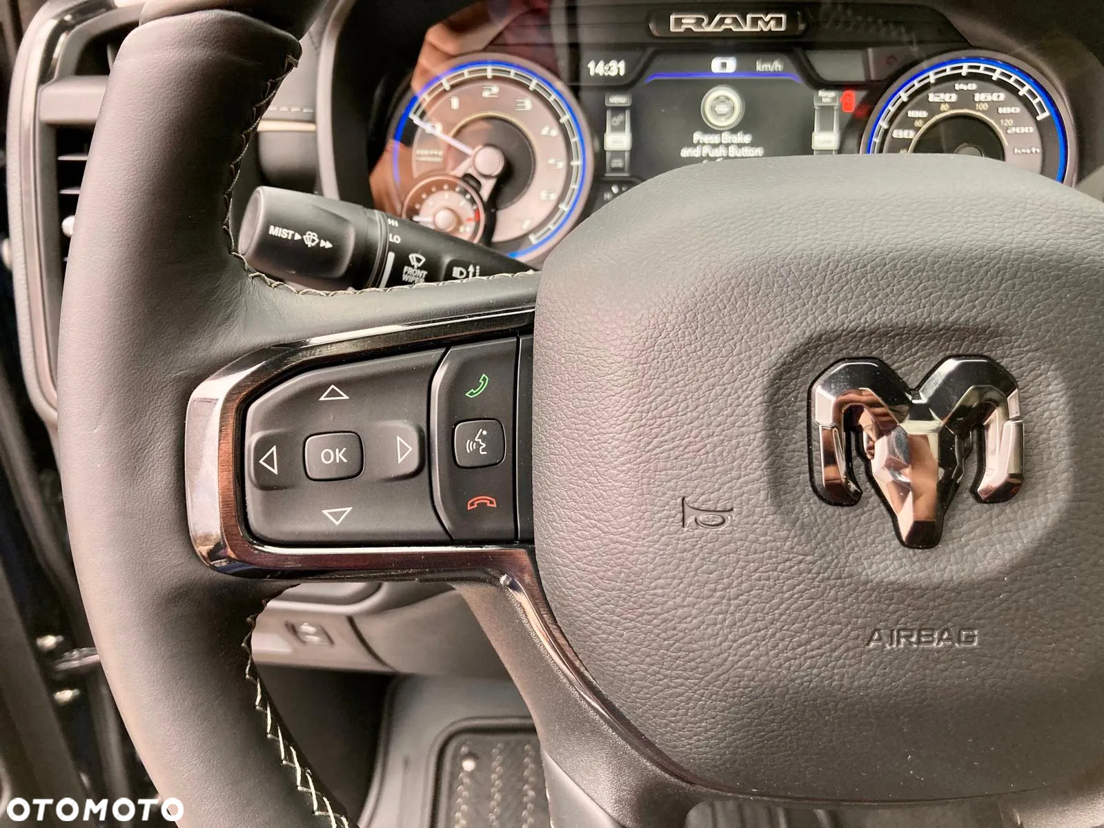 Dodge RAM 1500 5.7 4x4 - 30