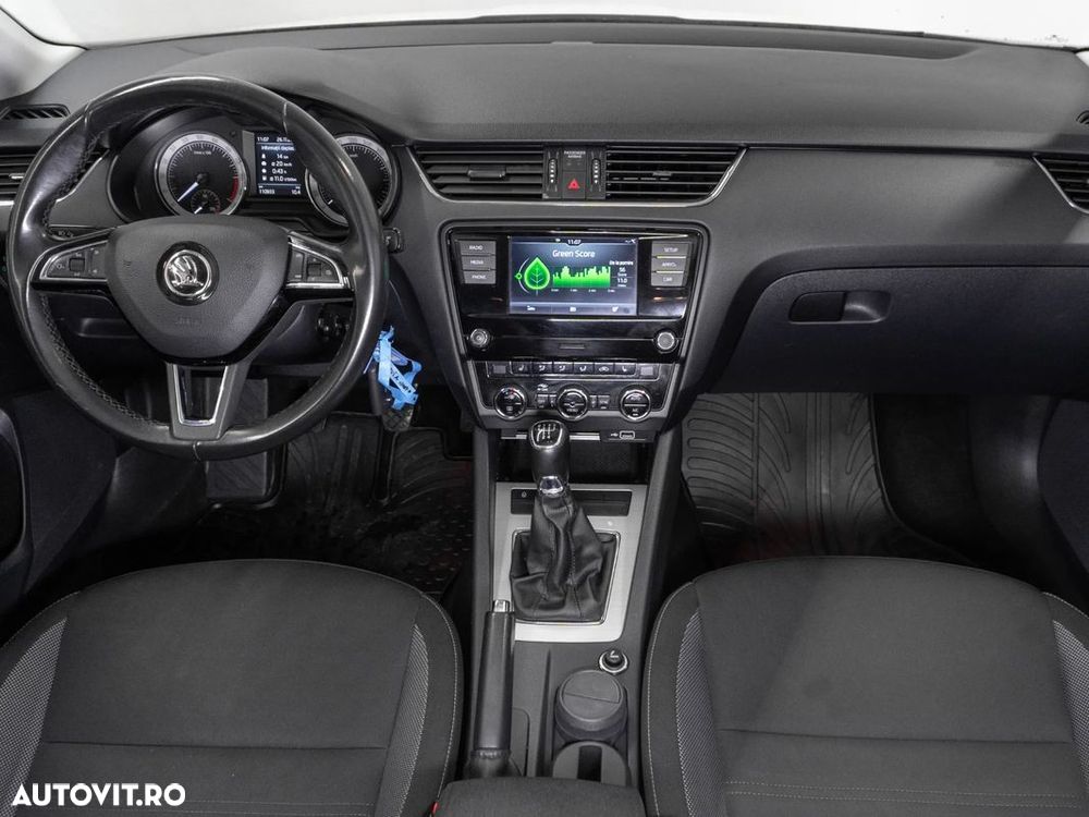 Skoda Octavia - 11
