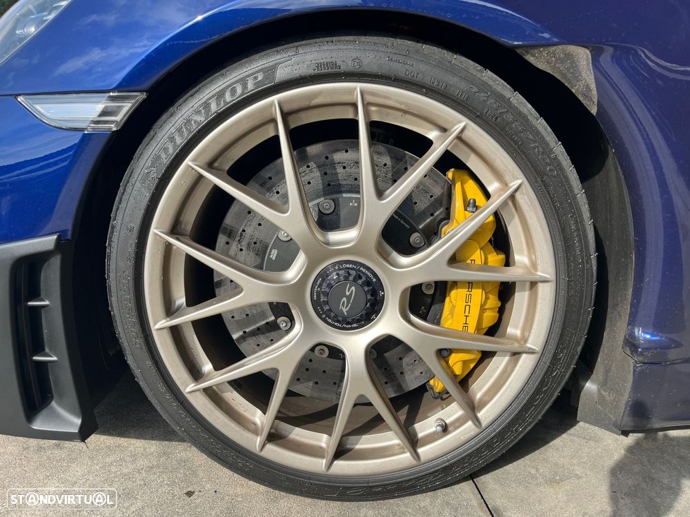 Porsche 718 Cayman GT4 RS - 13