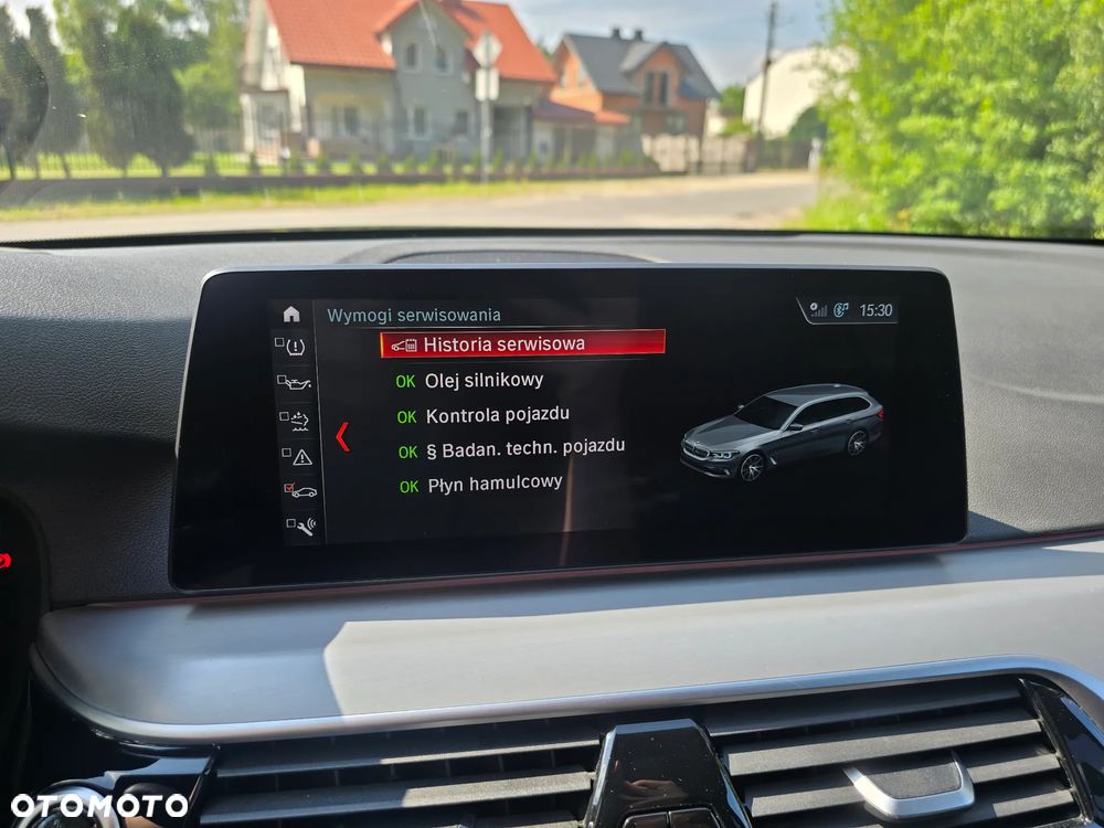 BMW Seria 5 520d Sport Line - 11