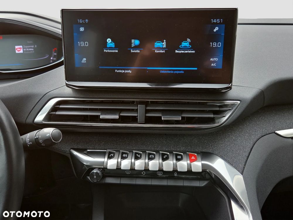 Peugeot 3008 1.5 BlueHDi Allure Pack S&S EAT8 - 16