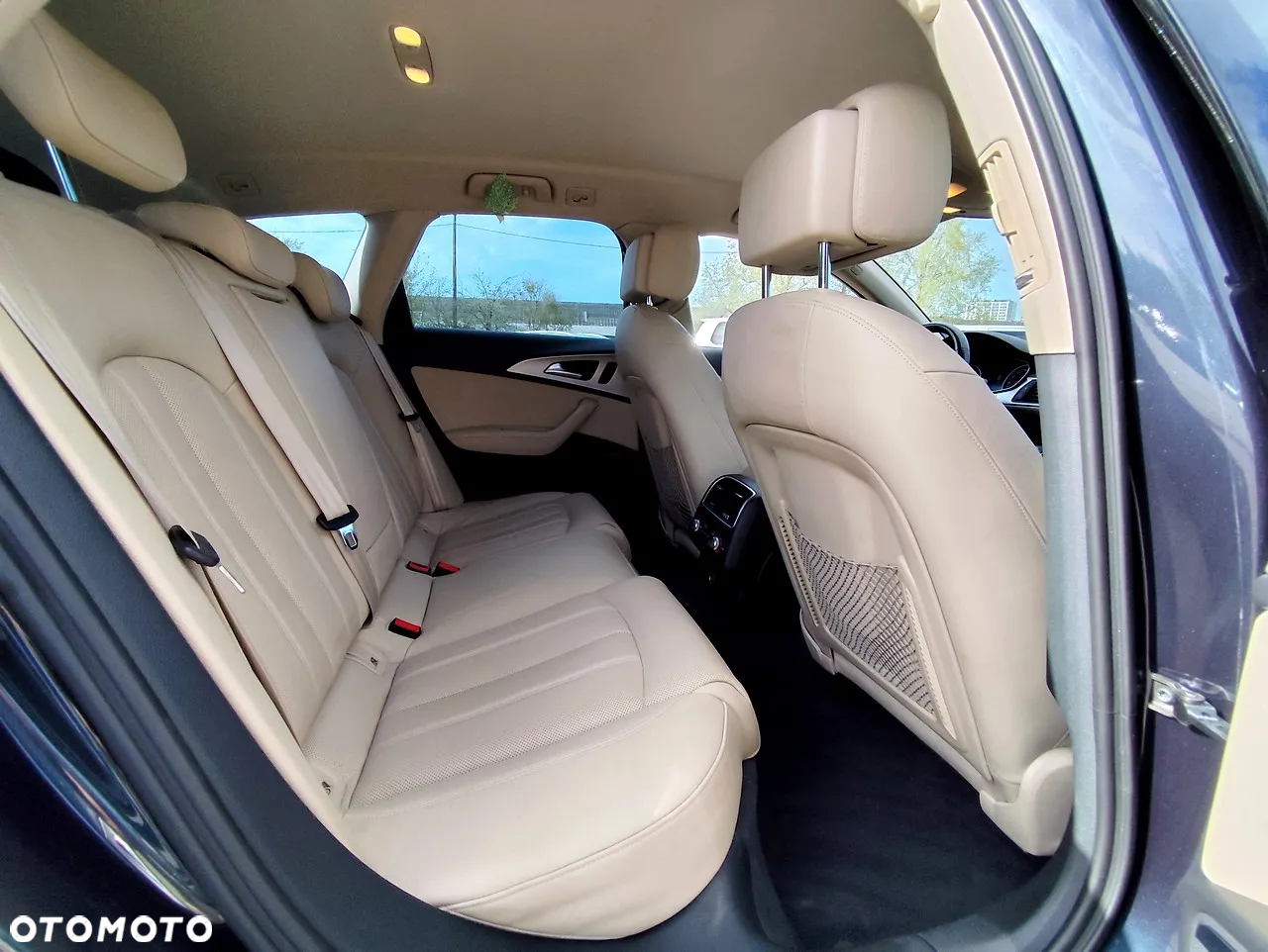 Audi A6 Avant 2.0 TDI Ultra S tronic - 9