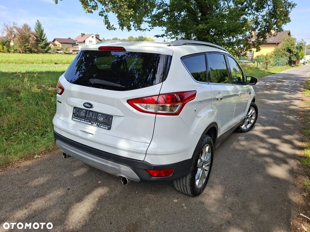 Ford Kuga 2.0 TDCi 4x4 Titanium - 10