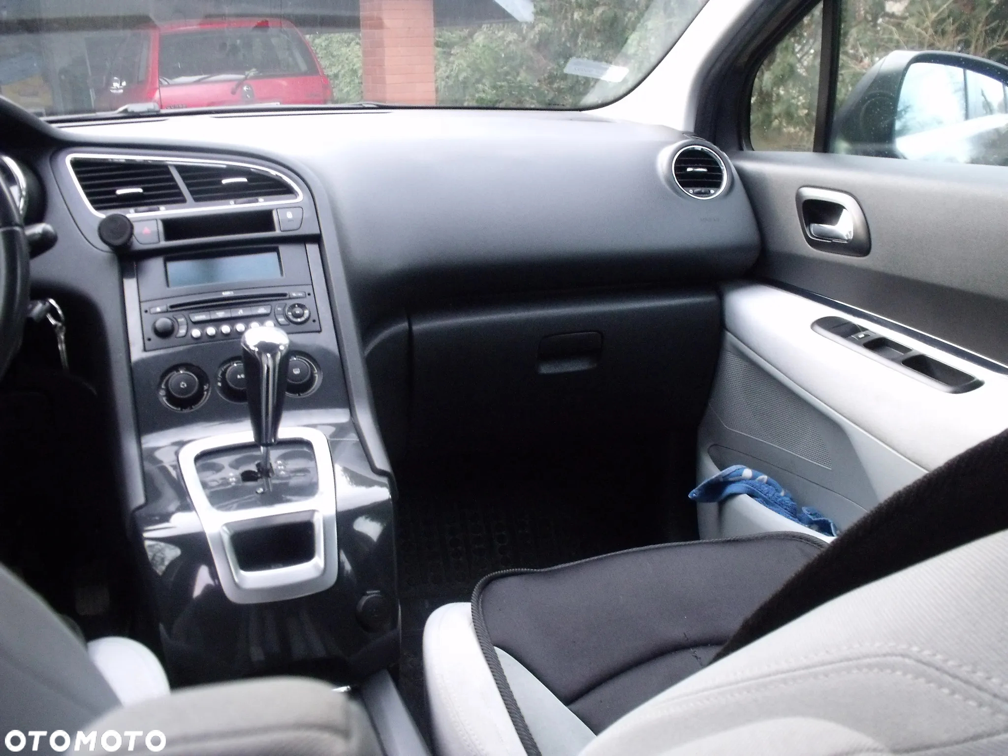 Peugeot 5008 1.6 HDi Premium - 9