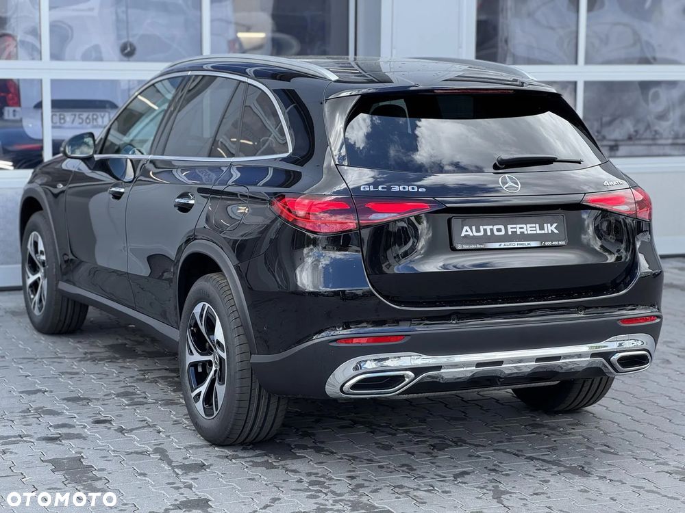 Mercedes-Benz GLC 300 e 4-Matic Avantgarde - 11