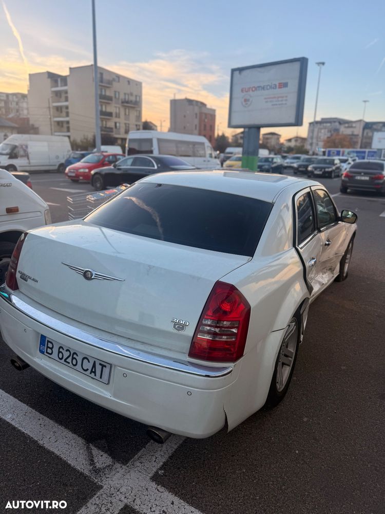 Chrysler 300C Touring 3.0L CRD V6 aut - 4