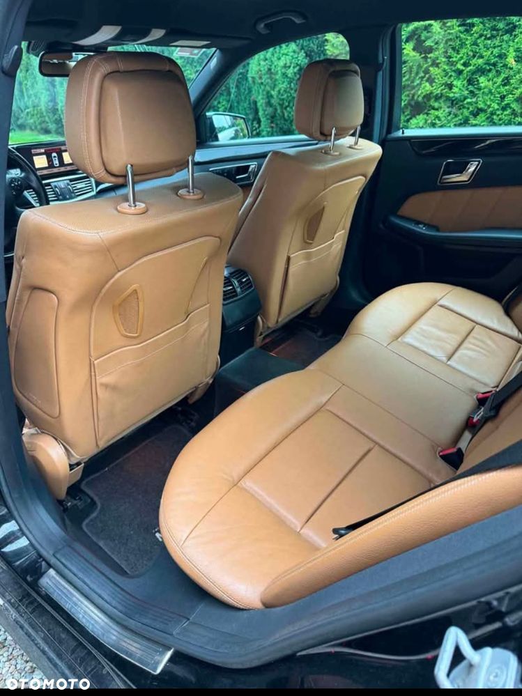 Mercedes-Benz Klasa E 300 CDI BlueEff Avantgarde - 10