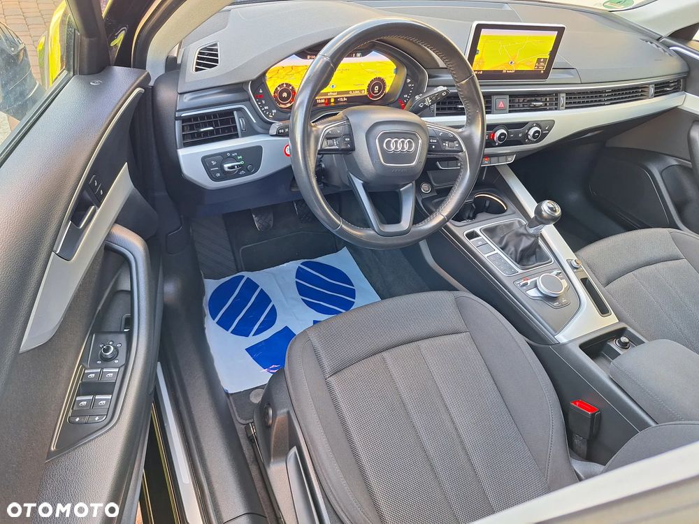 Audi A4 Avant 2.0 TDI Sport - 32