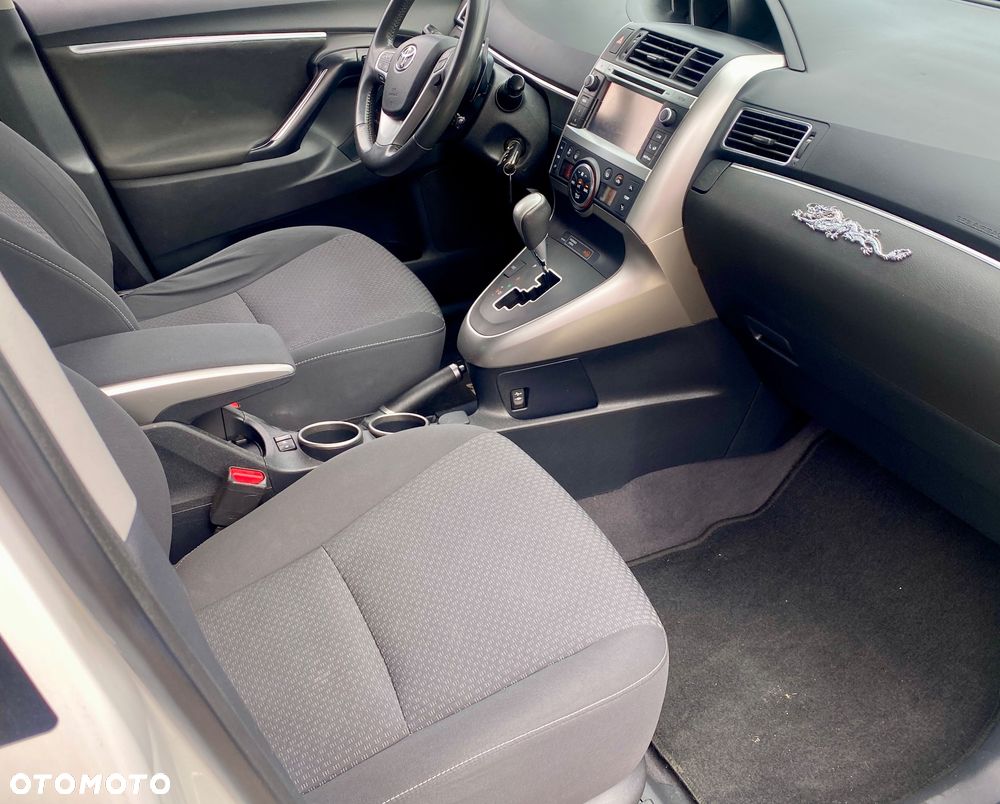 Toyota Verso 1.8 Multidrive Edition - 6