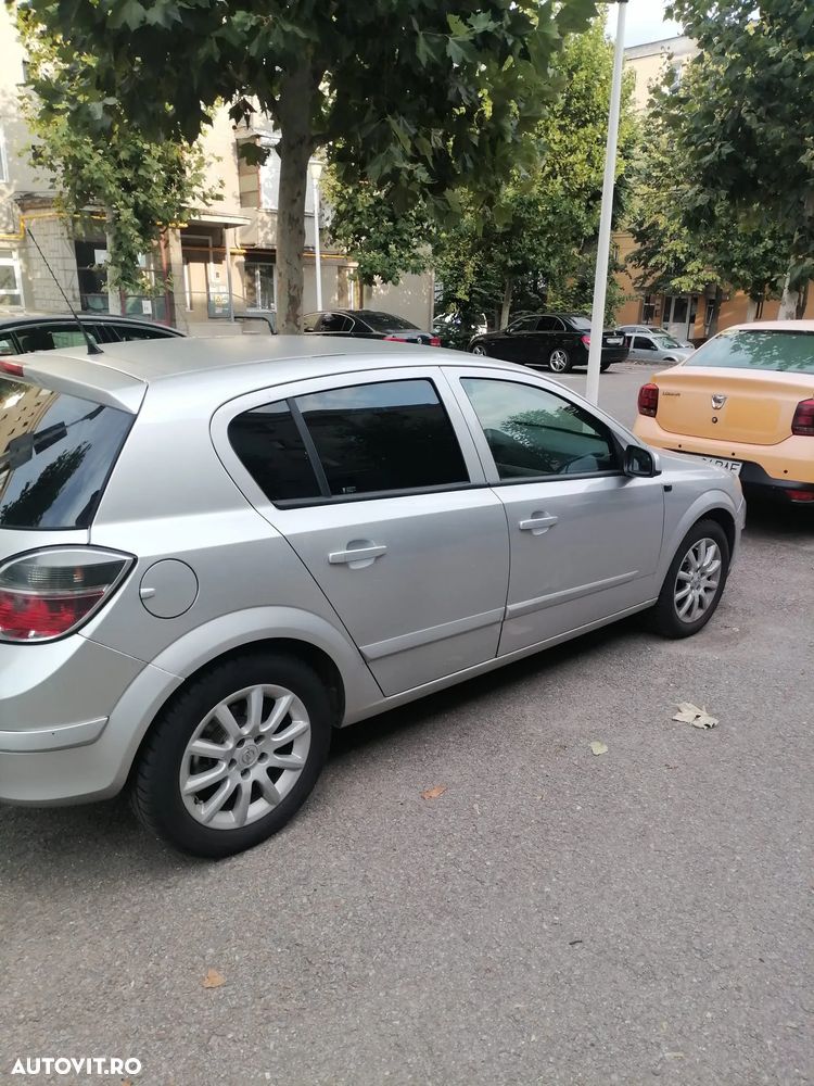 Opel Astra Classic III 1.7 CDTI - 12