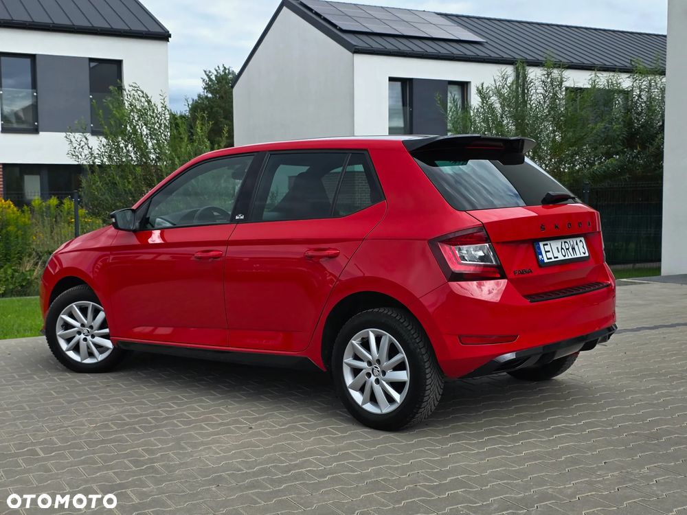 Skoda Fabia 1.0 TSI Monte Carlo - 8
