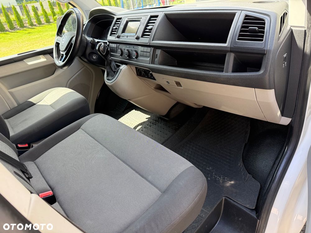 Volkswagen Transporter T6 - 13
