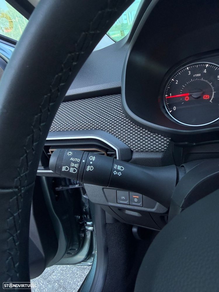 Dacia Sandero - 13