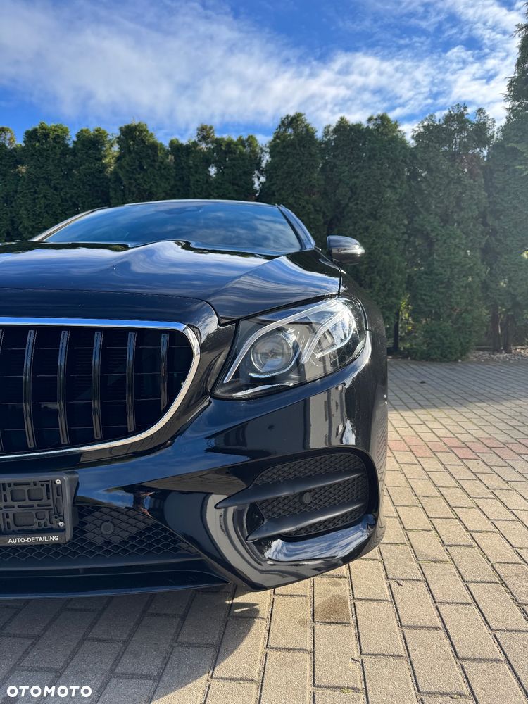 Mercedes-Benz Klasa E 300 9G-TRONIC - 10