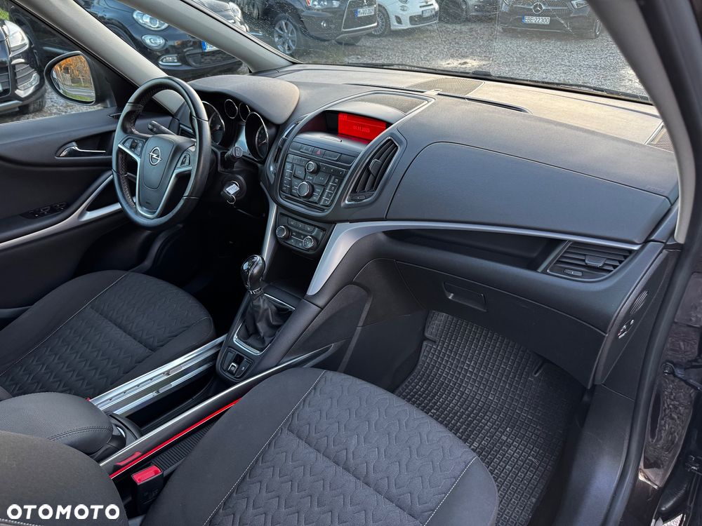 Opel Zafira ver-1-4-t-elite - 37
