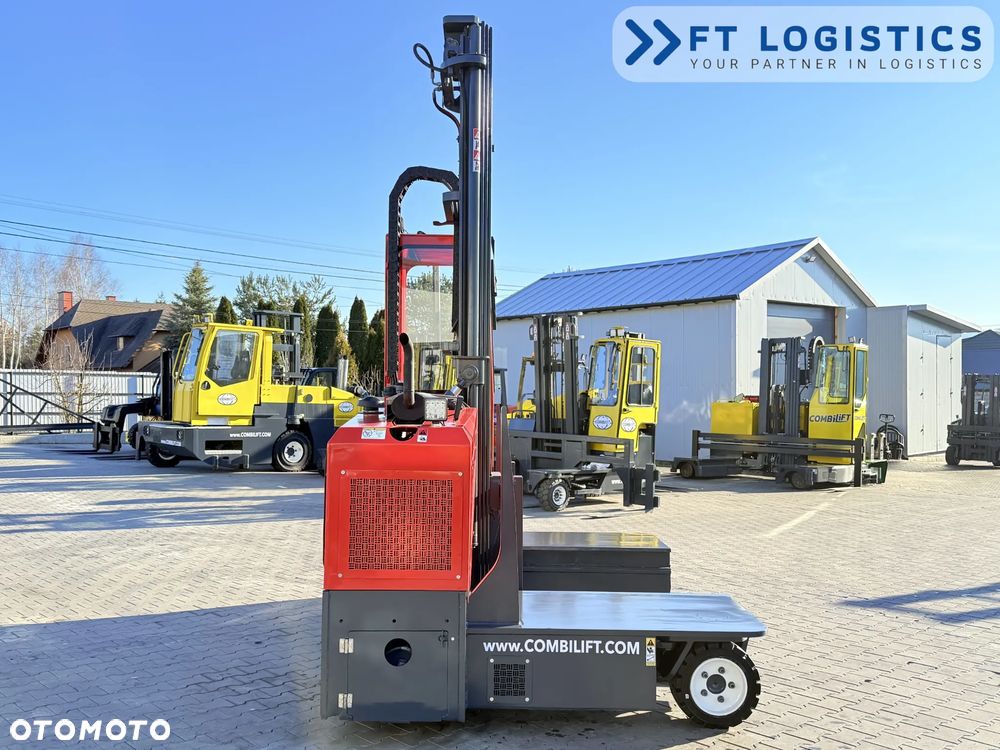 Combilift WÓZEK CZTEROKIERUNKOWY - WIELOKIERUNKOWY | COMBILIFT C3000GST | GAS | TRIPLEX 8300MM | POZYCJONER WIDEŁ | WOLNY SKOK | STAN IDEALNY | Szeroka oferta wózków czterokierunkowych i bocznych, dopasowanych do różnorodnych potrzeb i zastosowań - 8