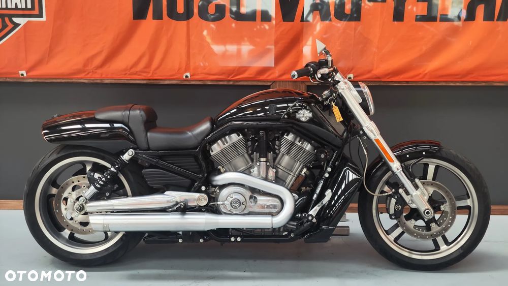 Harley-Davidson V-Rod Muscle - 1