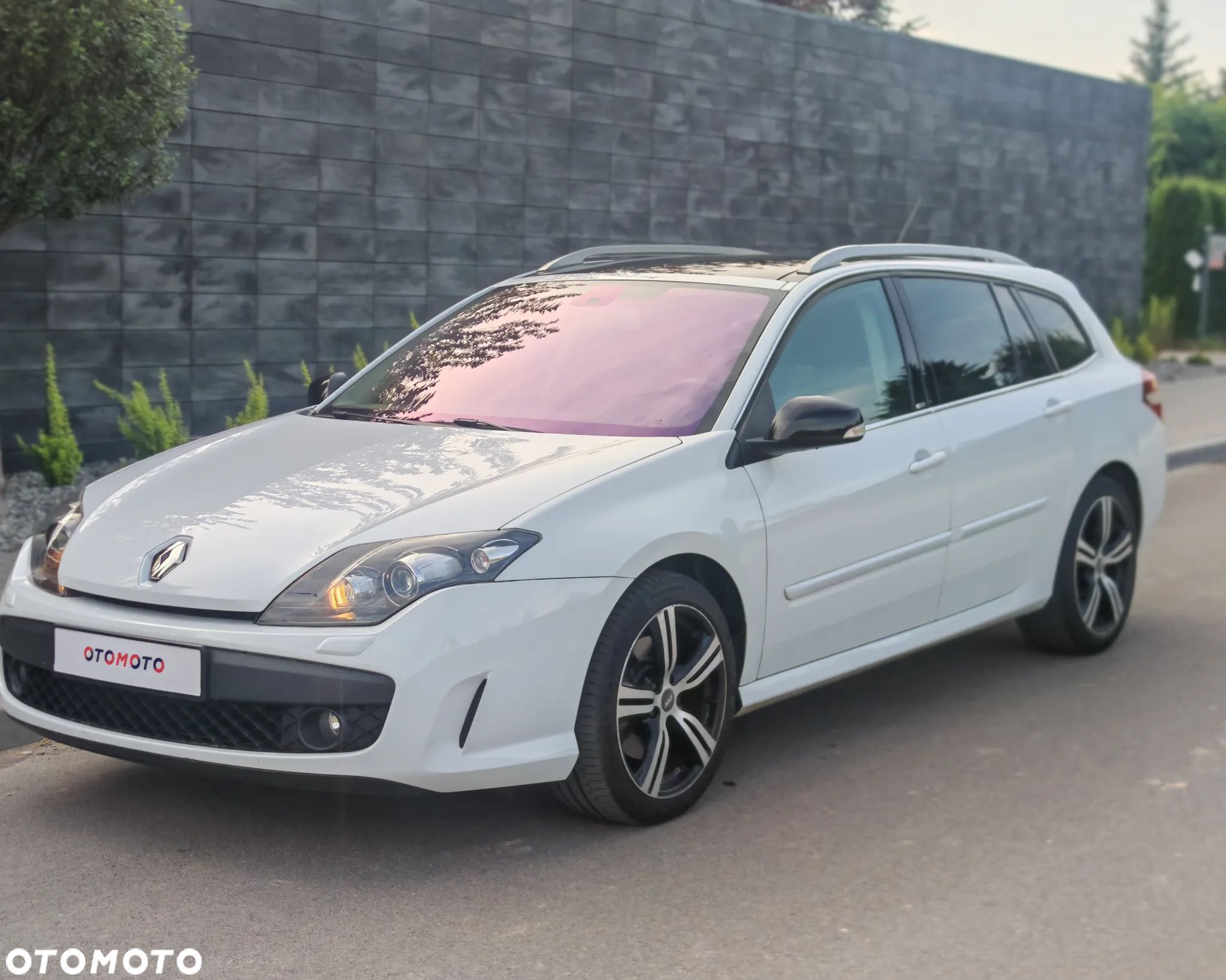 Renault Laguna Grandtour 2.0 16V Turbo GT - 1