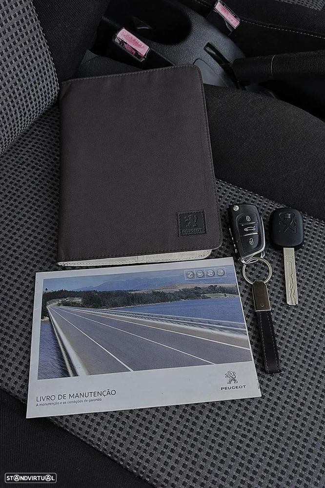 Peugeot 207 SW 1.4 Premium - 17