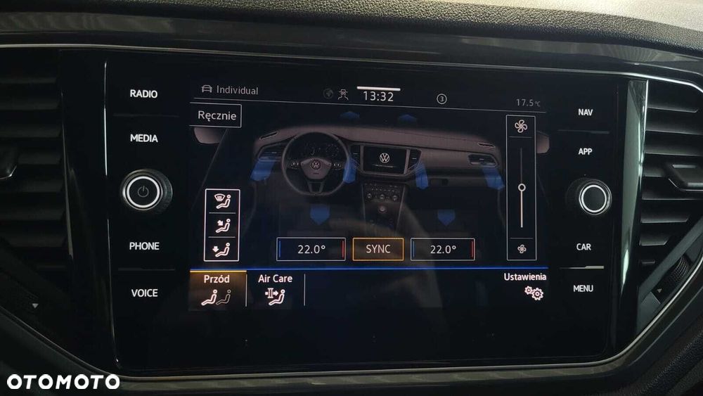 Volkswagen T-Roc - 24