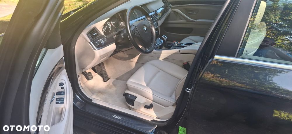 BMW Seria 5 520d - 8