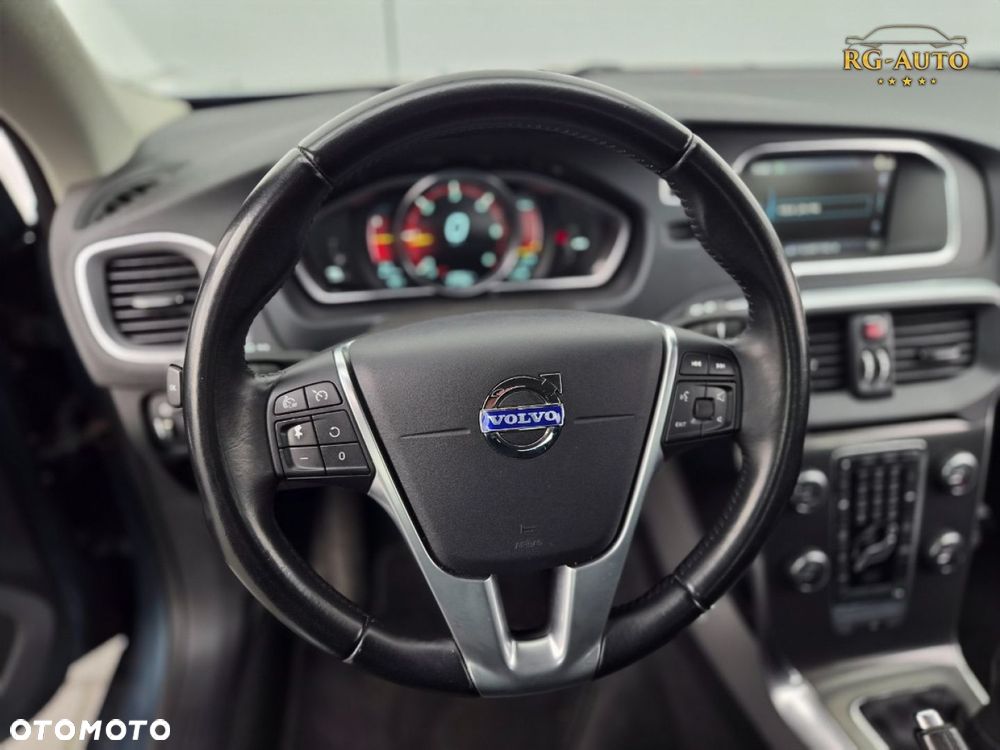 Volvo V40 - 36