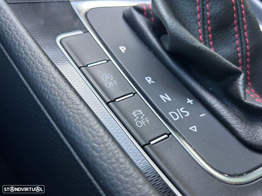 VW Golf 2.0 TSi GTi DSG Performance - 40