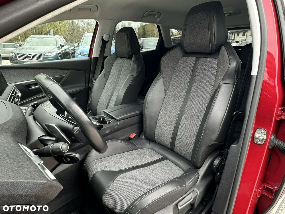 Peugeot 3008 1.2 PureTech Allure S&S EAT8 - 14