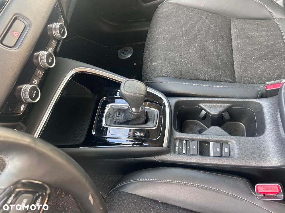 Honda HR-V 1.5 i-MMD Advance CVT - 10