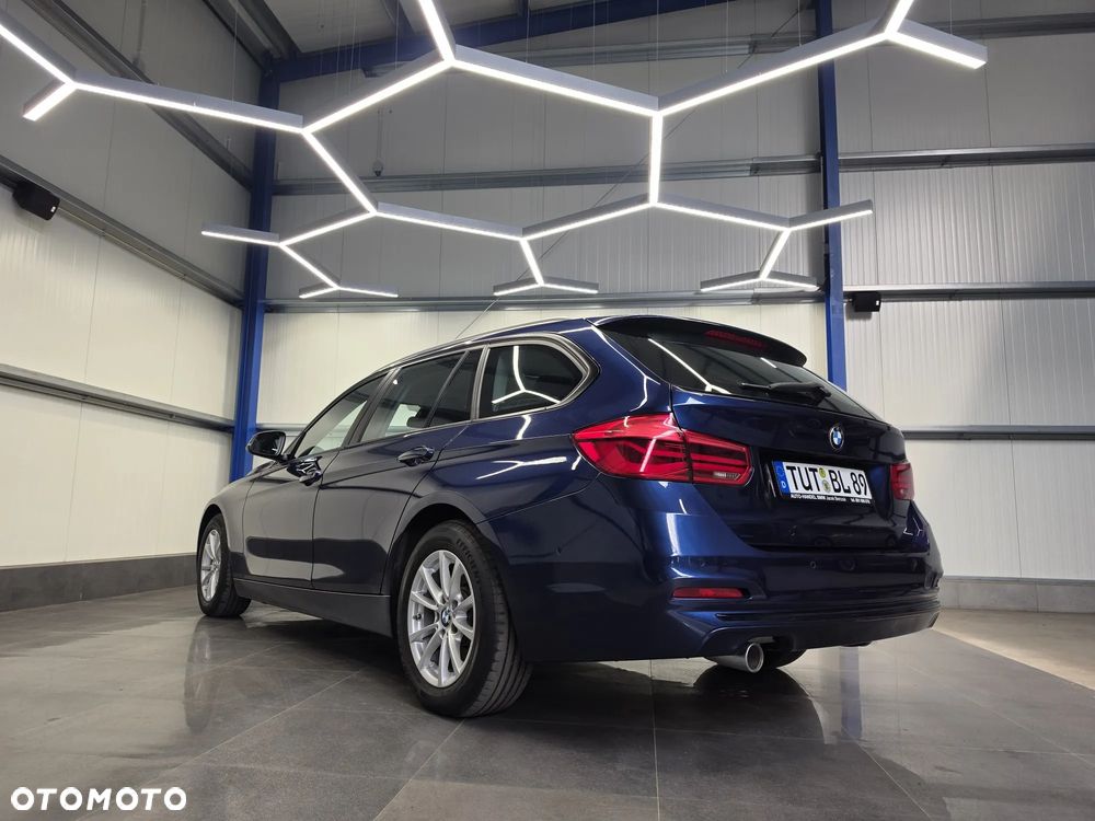 BMW Seria 3 318d Advantage - 14