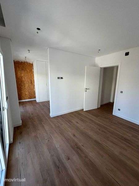 Moradia Isolada T3 com garagem para venda - Alcobaça - Grande imagem: 5/12