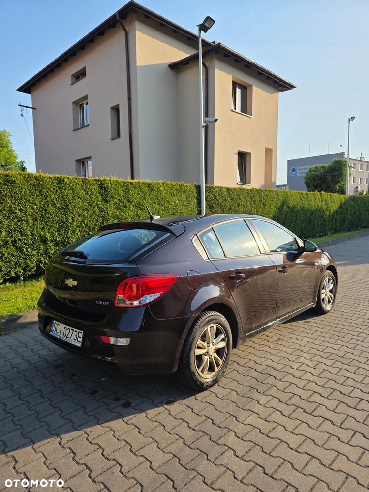 Chevrolet Cruze 1.7 D LT+ - 19